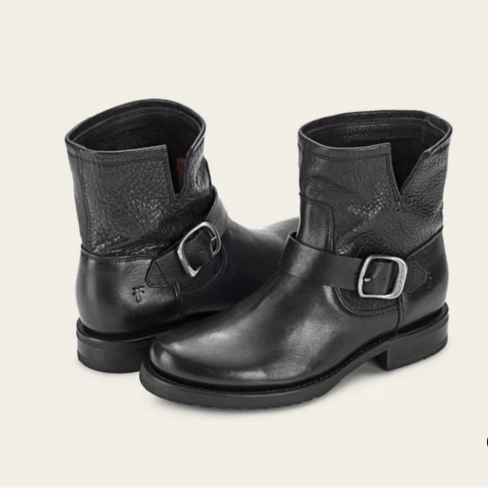 Frye Veronica booties size 8.5 black